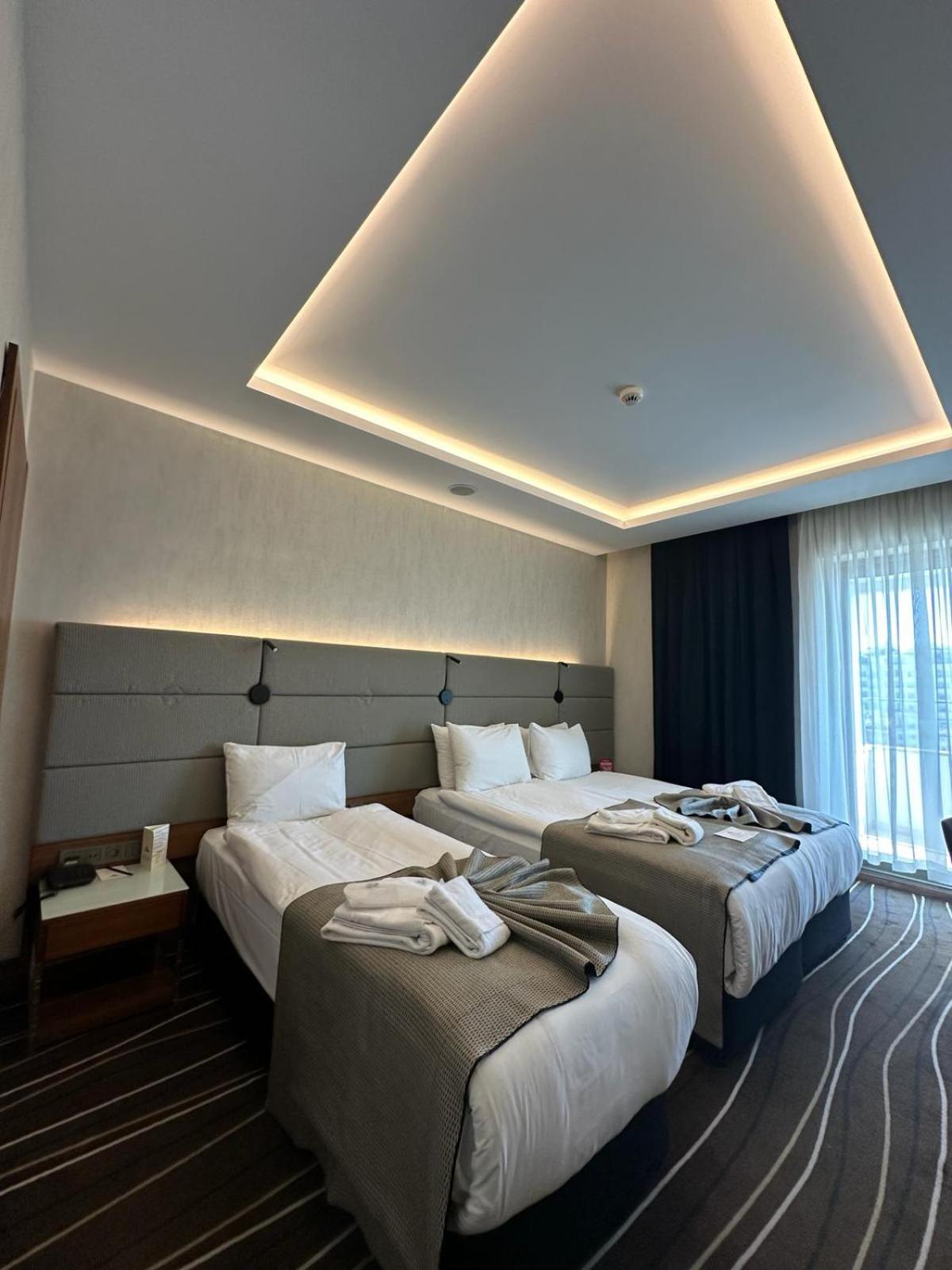 Cihangir Hotel Bosphorus Istambul Exterior foto